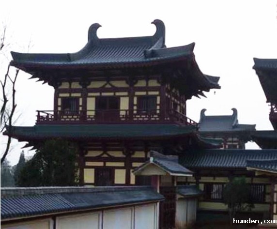 筒瓦铺盖仿古建筑